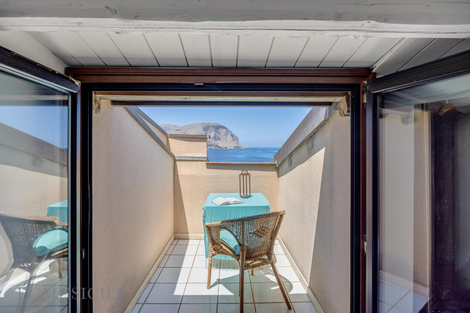 Mondello In Terrazza By Domusicily Apartment Ngoại thất bức ảnh